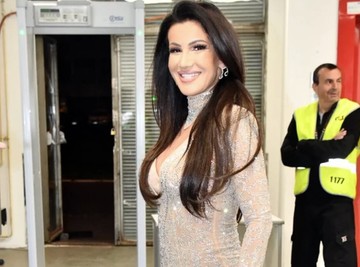 NIJE KIM, AL JE PREKARDAŠILA: Folkerka koja se našla u jeku sramnog skandala je zapanjila providnom haljinom ispod koje se apsolutno sve videlo!