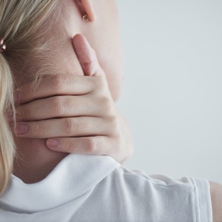 Tompa fájdalom tarkó tájékon:  magas vérnyomás is okozhat ilyen tünetet