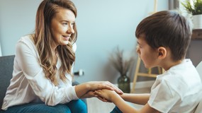 2400 zł dla asystenta rodziny w 2025 r. Rząd szykuje nowy dodatek