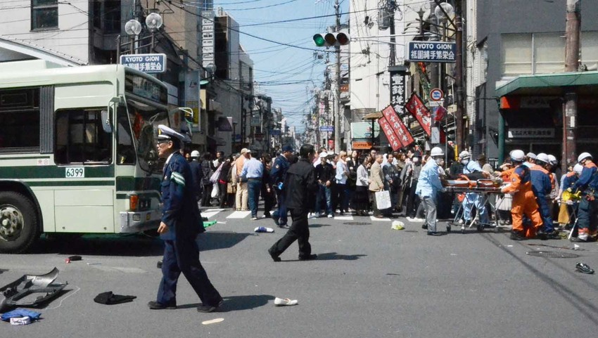 U nesreći je povređeno još 16 ljudi