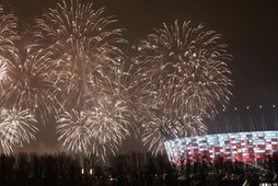 WARSZAWA NOWY ROK SZTUCZNE OGNIE STADION NARODOWY