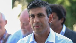 Dotkliwa porażka Partii Konserwatywnej w wyborach lokalnych. Czy premier Sunak utrzyma stanowisko?