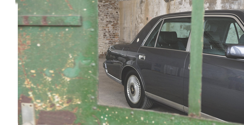 Toyota Century II - drzwi do władzy