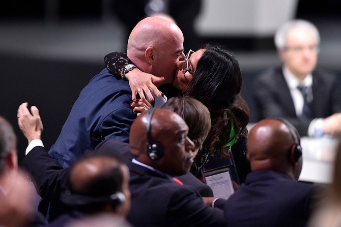 Đani Infantino sa suprugom