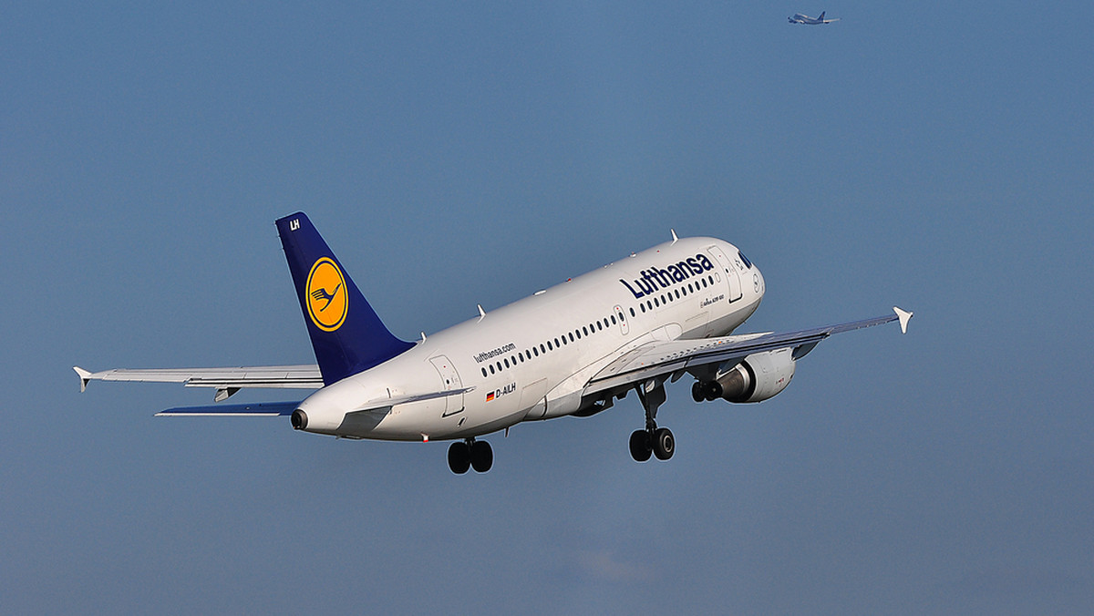 Lufthansa odwołała loty . z Warszawy. Awaria we Frankfurcie - Podróże