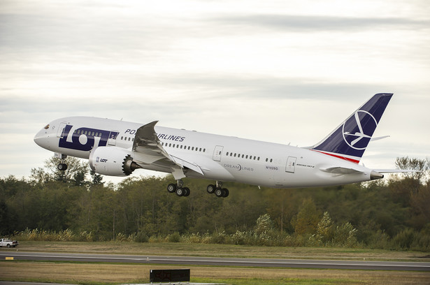 Lot testowy polskiego Boeinga 787 Dreamliner w barwach LOTu, 18 października 2012 r.