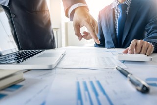 Firmy łamią prawa pracowników. Główny Inspektor Pracy chce temu zapobiec