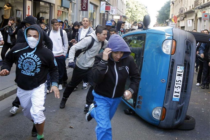 Strajki kosztują Francję miliardy