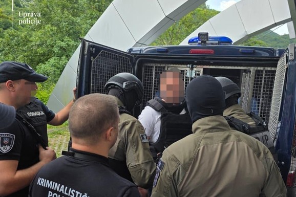 "ŠTO GA NE UHVATISMO ŽIVOG DA GA KASAPIMO, IZAĐE MI NA NOS ČIŠĆENJE" Ovako je pala "zver" kavačkog klana: Marko osumnjičen za najmonstruoznija ubistva, poruke otkrivaju kako je SEJAO SMRT (FOTO, VIDEO)