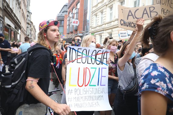 Demonstracja w obronie osób LGBT w Poznaniu