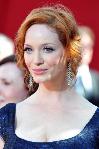 Christina Hendricks: ruda piękność o gigantycznych naturalnych piersiach