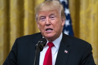 Trump przeciwko cenzurze w mediach społecznościowych. 'Wolę fałszywe media niż zamykać ludziom usta'