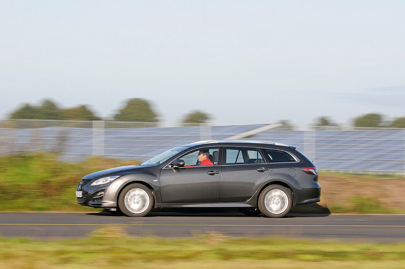 Hyundai podnosi poprzeczkę. Czy i40 pokona Passata