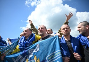 Ratni zarobljenici stigli u Ukrajinu