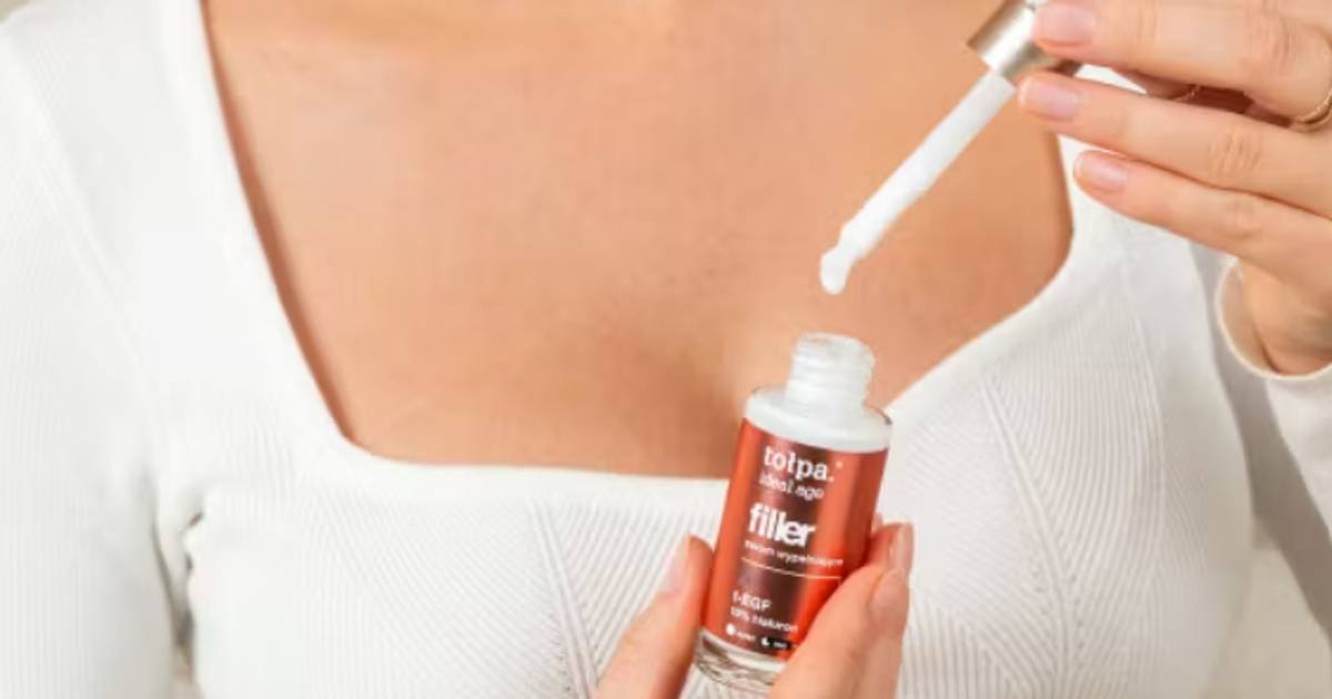 Ten filler jest hitem w internecie. "Prasuje" zmarszczki i mocno wygładza