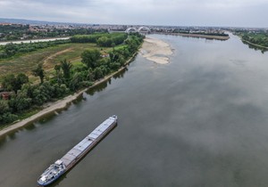Nizak vodostaj Dunava kod Novog Sada