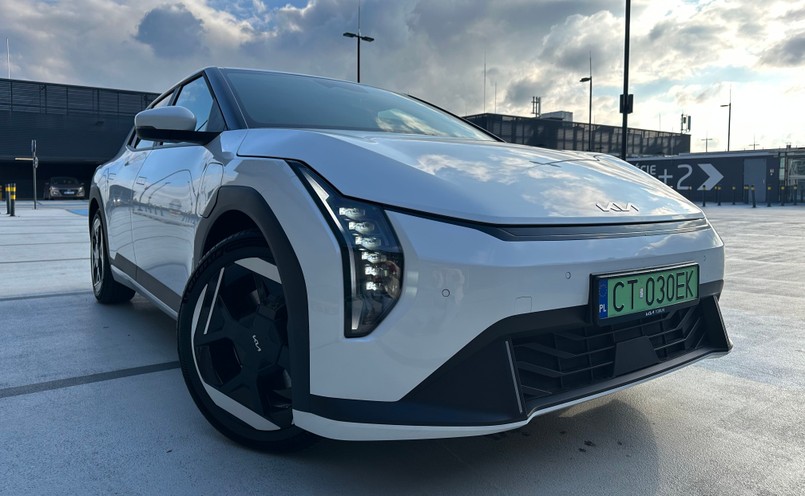 Nowa Kia EV4