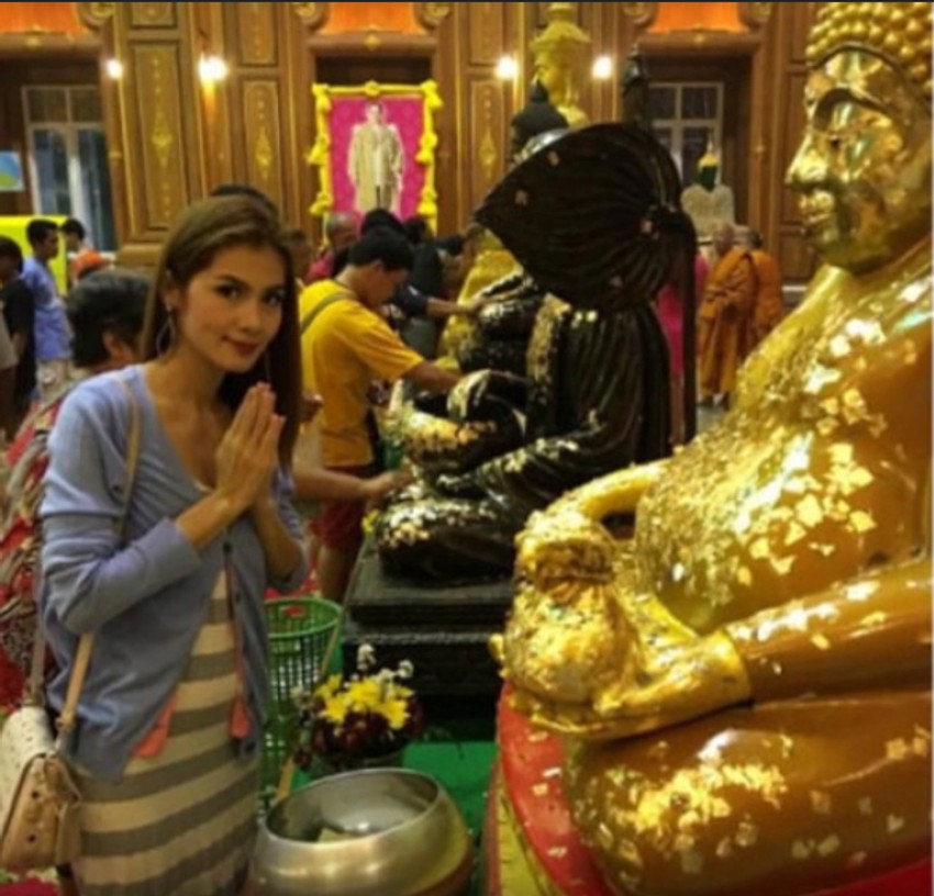 Nat je u međuvremenu postala pobožni budista