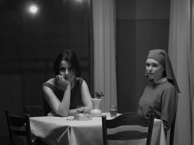 Agata Kulesza i Agata Trzebuchowska w filmie 'Ida'