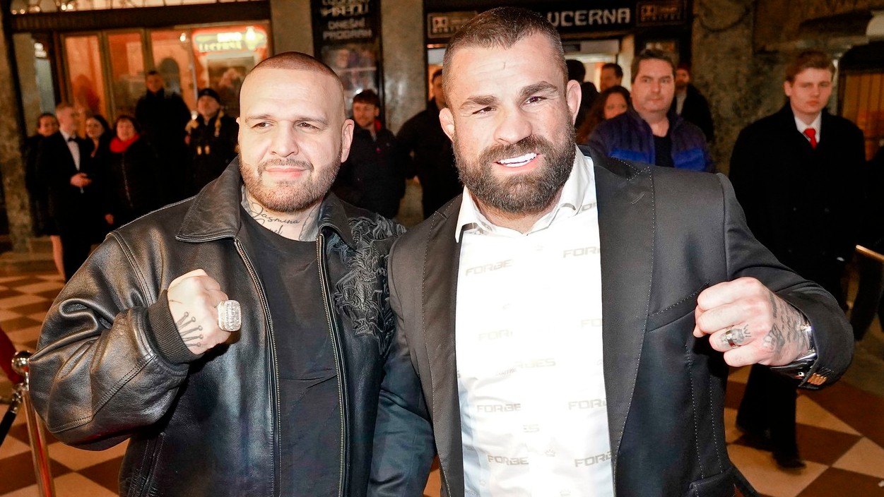 Patrik Rytmus Vrbovský a Karlos Vémola. 