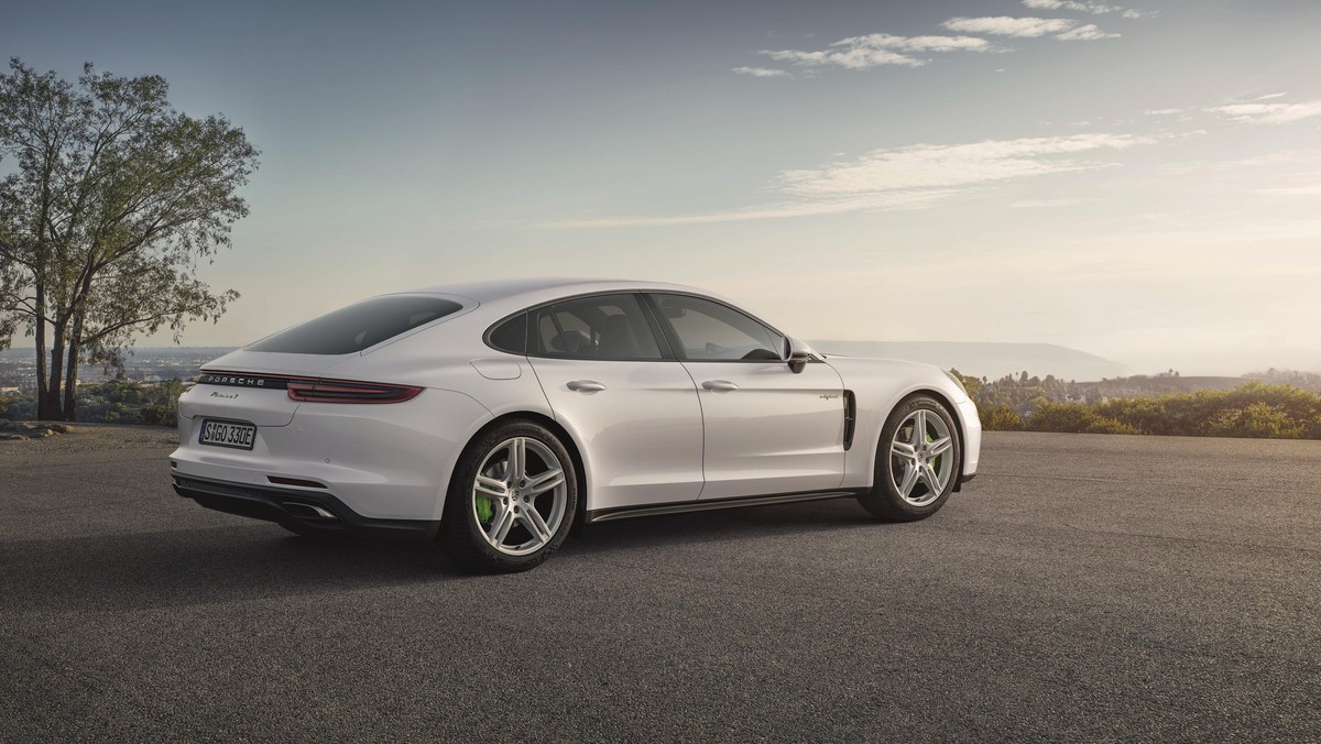 Porsche Panamera Hybrid 