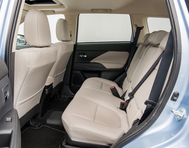 Mitsubishi outlander PHEV - spala 1,9 l/100 km?