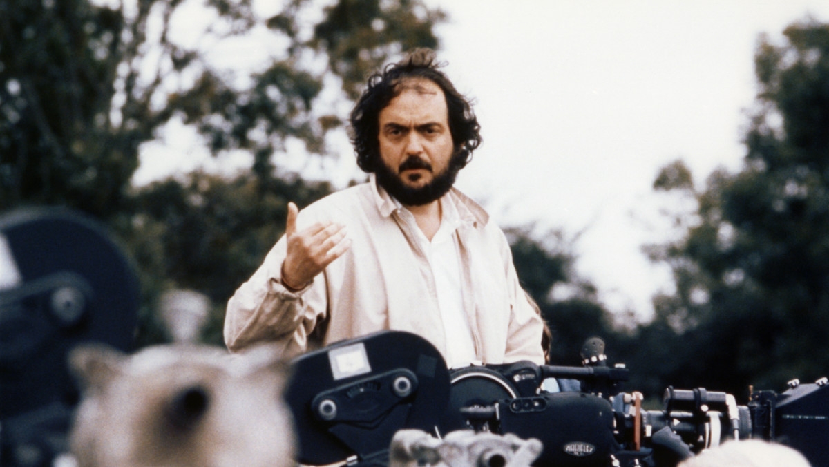 Nie dostał nigdy reżyserskiego Oscara, lecz jest uznawany przez przedstawicieli wszystkich pokoleń za jednego z najwybitniejszych twórców w historii kina. Stanley Kubrick urodził się 26 lipca 1928 r. Jego filmy wciąż zadziwiają i zachwycają.