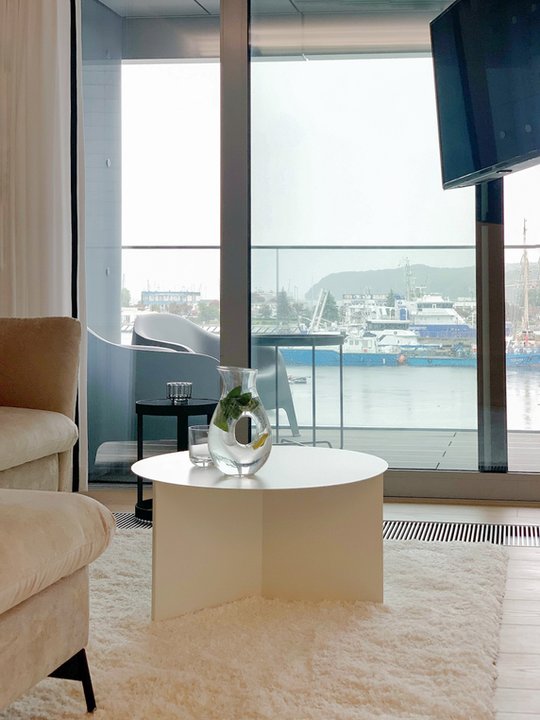 Apartament w Yacht Park w Gdyni. Inspiracją była pobliska przystań jachtowa