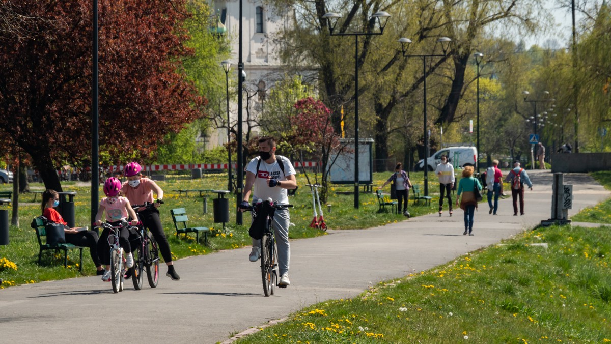 Długi weekend 7 maja. Część Polaków odbiera dzień wolny