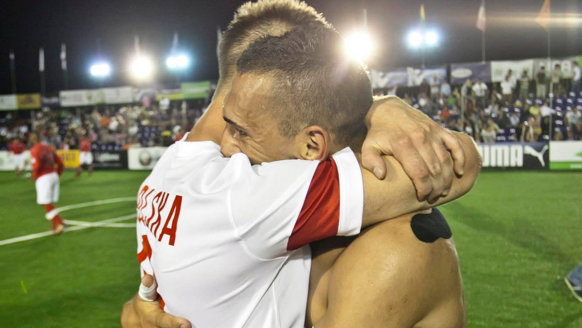 Polska przegrał z Chorwacją 0:2 (0:0) w ćwierćfinale mistrzostw Europy piłkarskich "szóstek". Biało-Czerwoni walczyli ambitnie, ale rywale w drugiej części gry nie dali szans naszym zawodnikom.