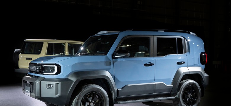 Nowa Toyota FJ wjeżdża na rynek. Ma silnik 2.7 i wygląda obłędnie