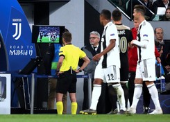 UEFA chce wykorzenić 'symulowanie' w Lidze Mistrzów