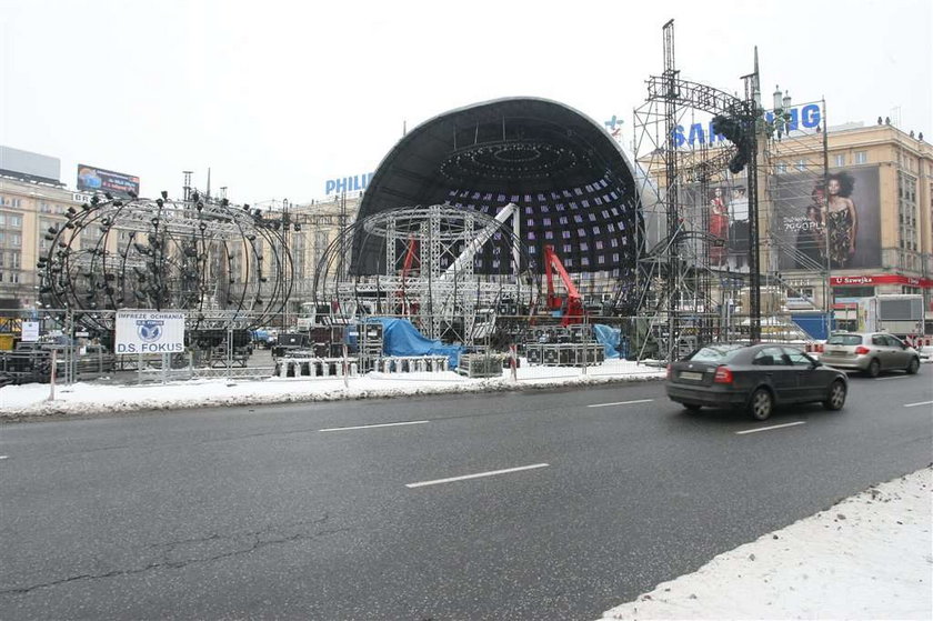 Bawimy się na placu Konstytucji!