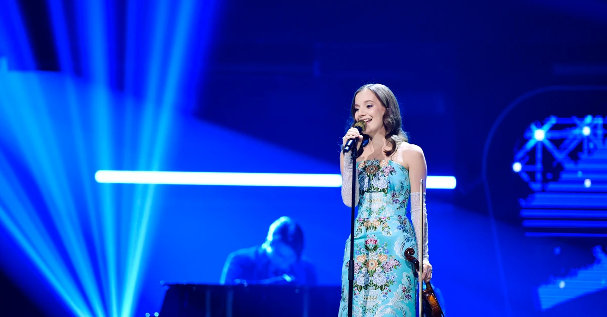 Sanah na koncercie oddała buty fance. "Uwaga, bo mogą trochę śmierdzieć" [WIDEO]