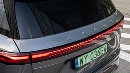 chińczycy zainwestowali miliardy. volkswagen na liście klientów