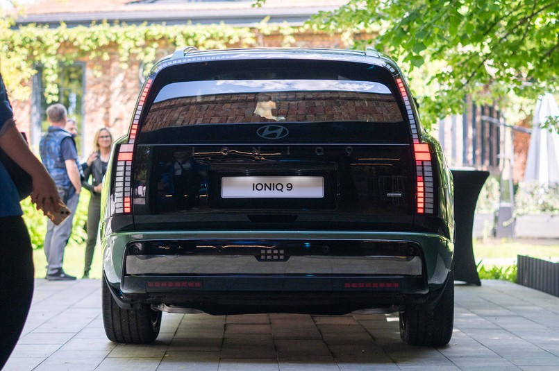 Hyundai IONIQ 9