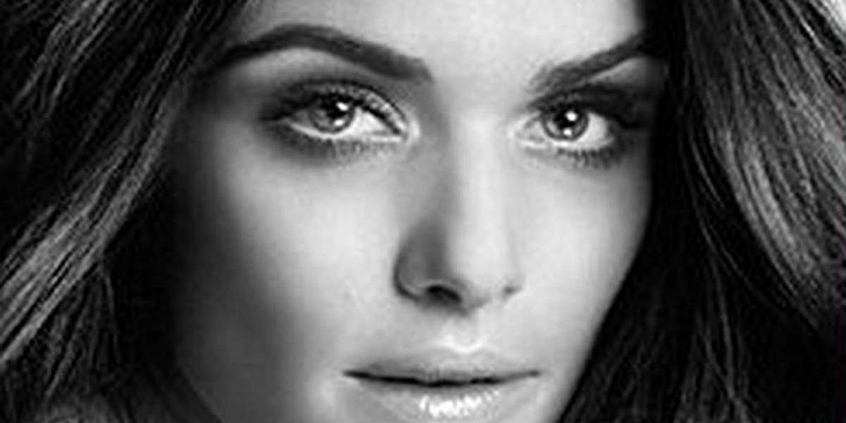 Rachel Weisz reklama L'Oreal zakazana