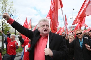Protest Ruchu Sprawiedliwości Społecznej. Ikonowicz przeciwko niewypłacaniu pracownikom wynagrodzeń