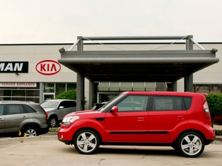 Rapujące chomiki wywindowały sprzedaż Kia Motors w USA