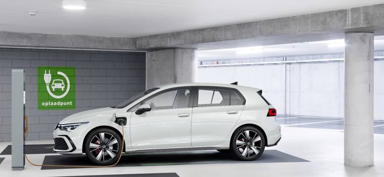 Nowy Volkswagen Golf w dwóch hybrydowych wersjach - GTE i eHybrid
