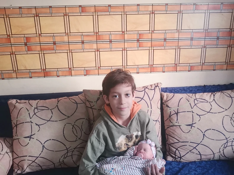 Seka je u sigrunim rukama: Nema boljeg čuvara od brata! 