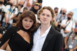 Sin Vala Kilmera PREKINUO ĆUTANJE posle očeve smrti: Oglasio se sa SLOMLJENOM SESTROM, javnost mole samo za jednu stvar