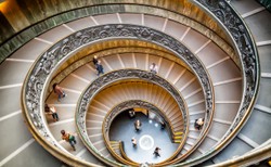 Co zbierali papieże? Tajemnice watykańskich muzeów