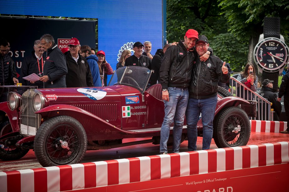 Zwycięzcy Mille Miglia 2019 na mecie w Brescii