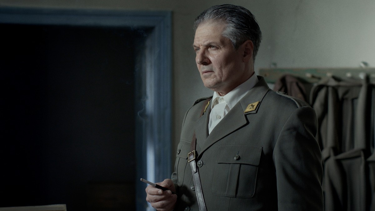 Tito između istoka i zapda