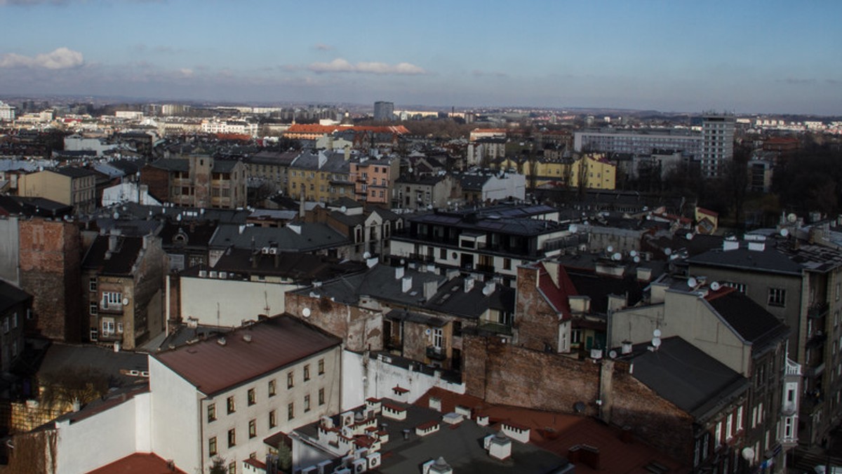 Dwanaście spraw dotycząca zwrotu kamienic w Krakowie ponownie zostanie rozpatrzona przez krakowską prokuraturę. Powód? Są w nich niejasności, a śledczy ponownie chcą się im przyjrzeć.