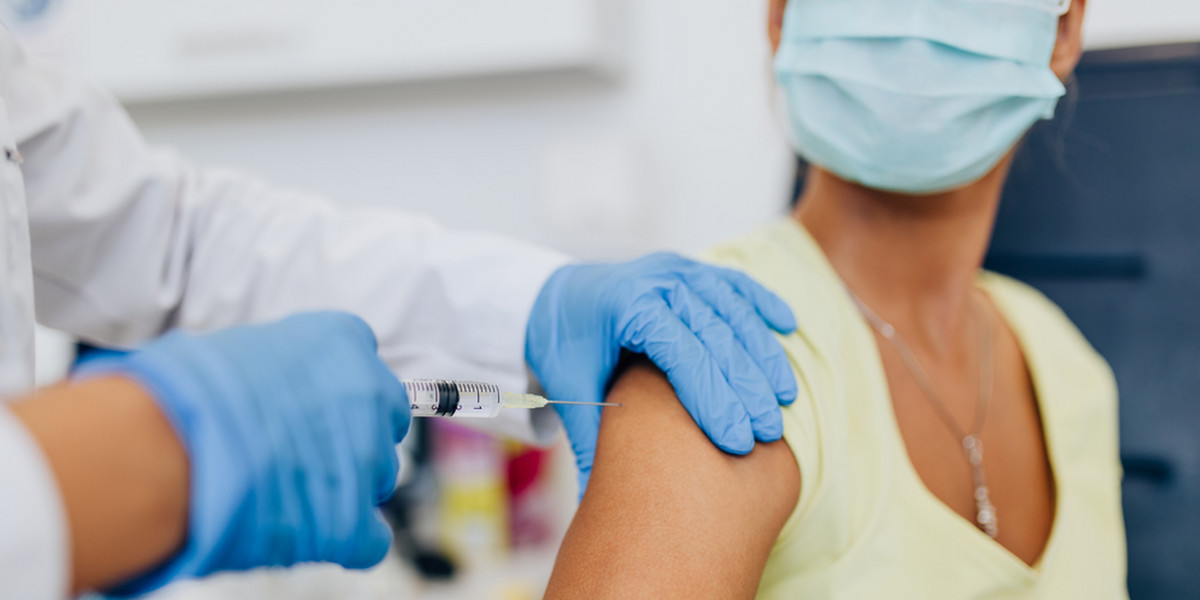Na razie marecki punkt szczepień w M1 będzie otrzymywał 700 szczepionek tygodniowo.