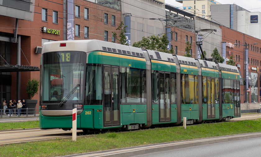 Złodzieje okradli testowany w MPK Łódź tramwaj z Helsinek