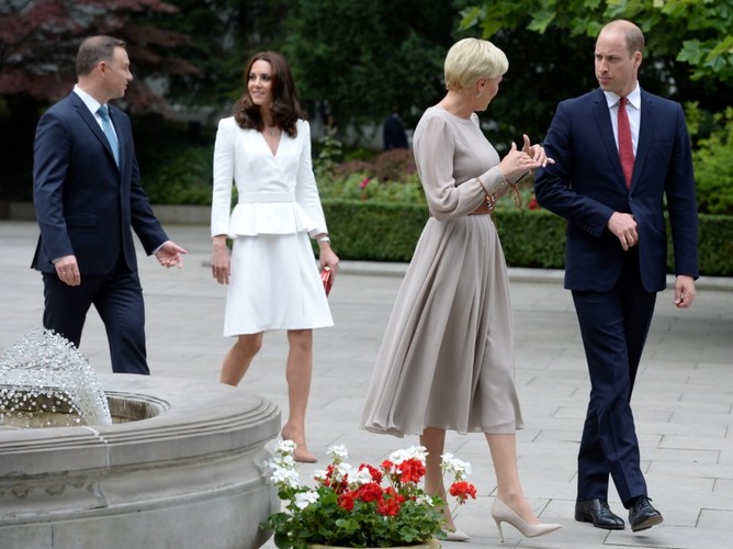 Agata Kornahauser-Duda i książę William oraz Andrzej Duda i księżna Catherine;