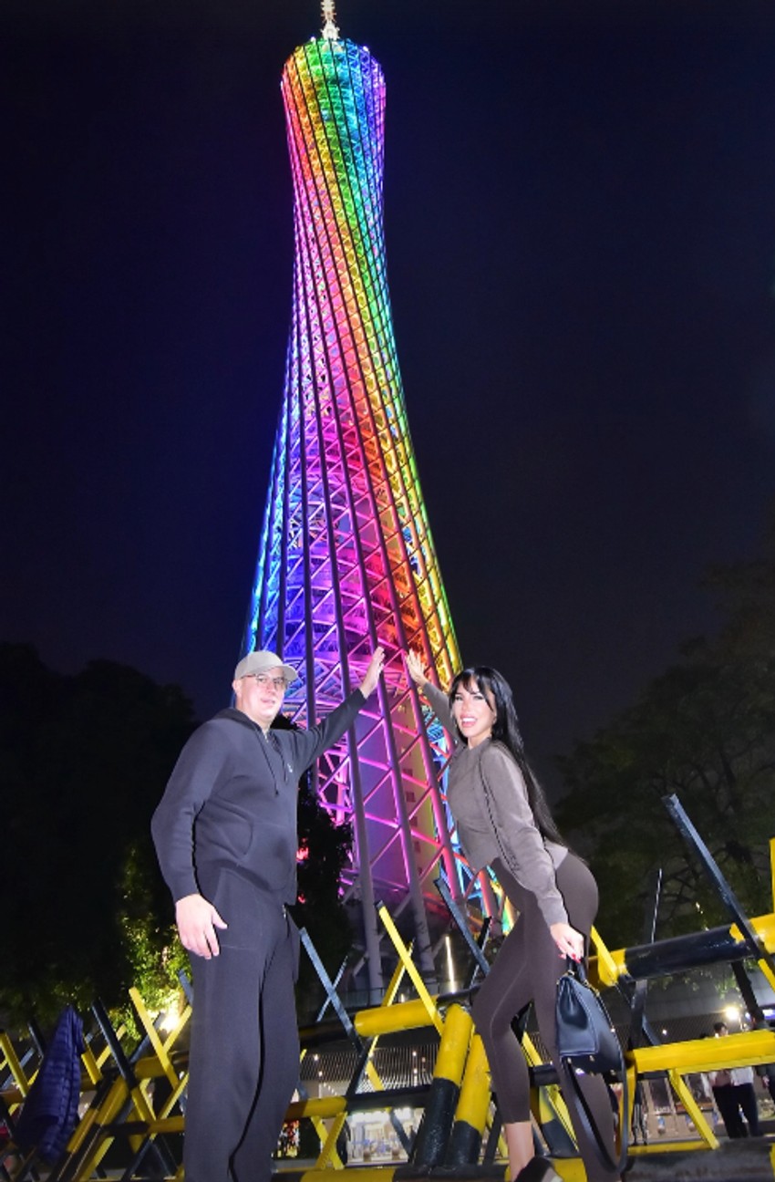 Popularna Srpkinja 24 godine starijem biznismenu oprostila prevaru: Sada pokazala kako uživaju